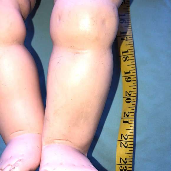 6 pc X-Large to Small~Creepy Weird Vintage Baby Dolls Lot~Halloween Decor Props - Picture 6 of 11